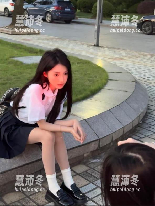 51吃瓜 51吃瓜今日吃瓜入口发布热点话题实时跟踪