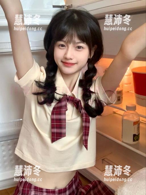 访问51吃瓜在线网传送门，掌握第一手娱乐八卦资讯