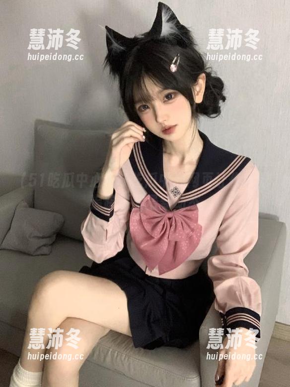 51吃瓜中心网页让你轻松追踪瓜圈最新动态