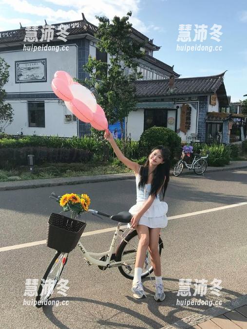 妹子教你如何免费看51爆料网独家爆料秘闻！