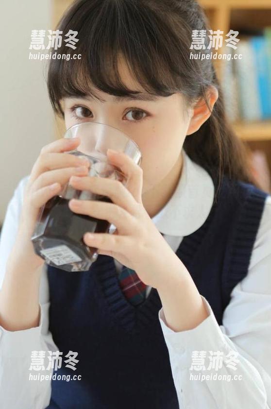 hlw hlw轻量版ios下载及首页使用技巧,女生轻松看瓜不求人