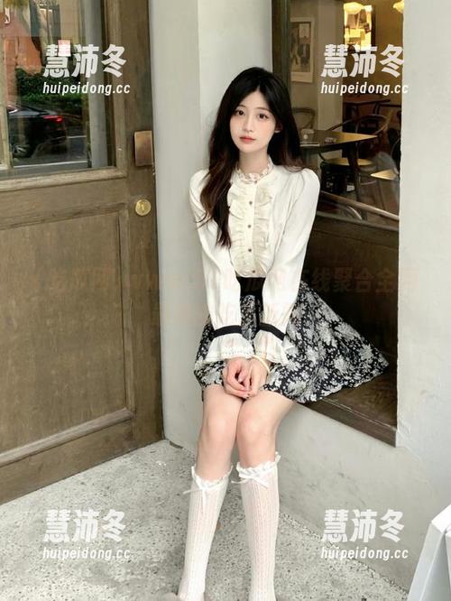 www.51吃瓜网在线聚合全网最热的吃瓜新闻