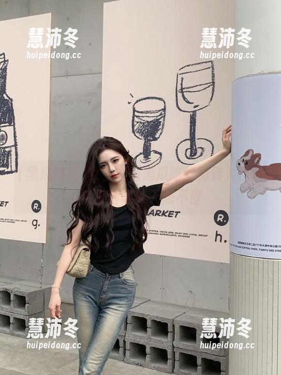 女生必看黑瓜吃料免费入口，热门话题天天刷不停